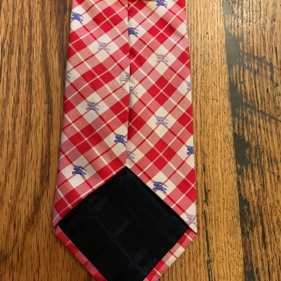 Burberry Red Plaid Embroidered Logo 100% Silk Tie made in italy - Picture 4 of 6